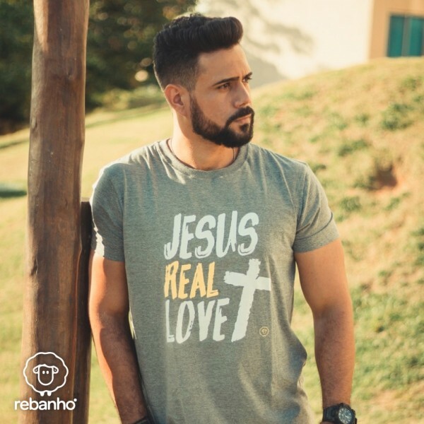 Camiseta Rebanho | Jesus Real Love Cinza